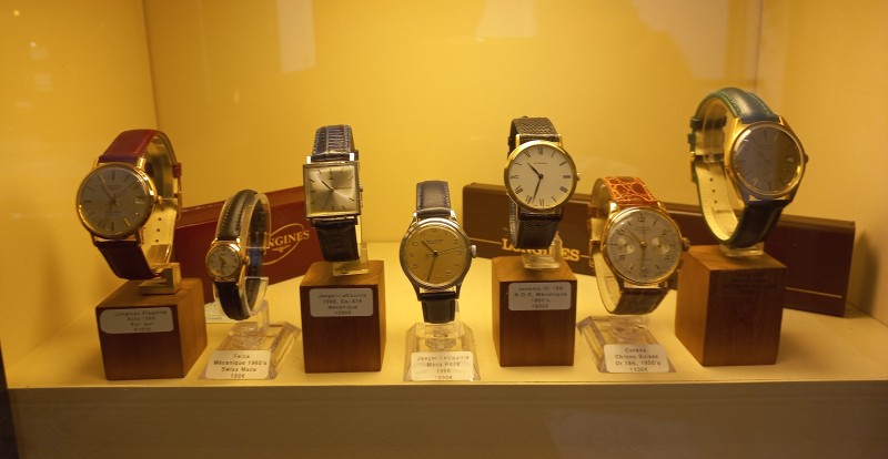 horloger spécialisé dans la réparation et la révision de montre Baume et Mercier à Nîmes proche d'Arles