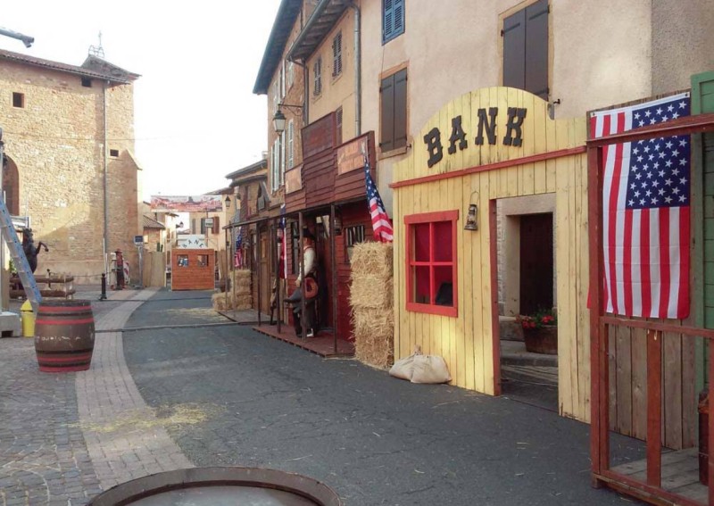 Location de jeux et décors western pour séminaires d’entreprise à Montpellier