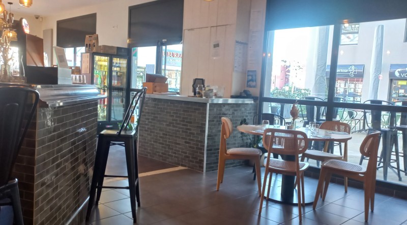 restaurant en location de salle pour séminaire 12 15 personnes sur Nîmes