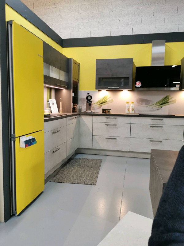 Trouve un professionnel des cuisines haut de gamme qualité allemande avec des couleurs flash sur Béziers