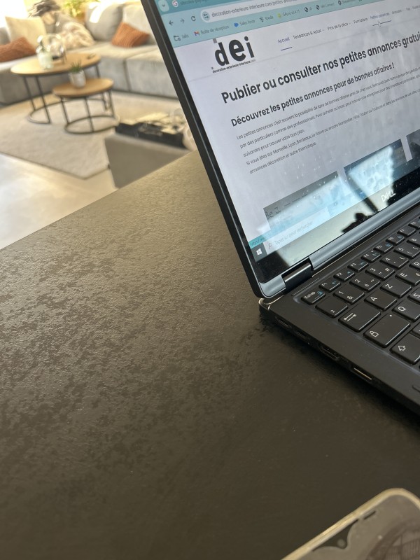  Élagage d’un arbre à Bouzigues, proche de Loupian 