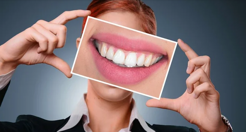 Remplacer toutes ses dents par mise en charge immédiate à Plan de Campagne