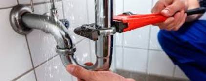 Besoin d'un plombier pour un dépannage d'urgence pour une fuite de canalisation à Marseille 13008