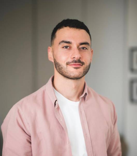 ou trouver un kiné qui fait de la rééducation et traitement médicaux visage marseille 8ème dans les bouches du Rhône