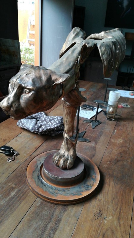 sculpture puma en bronze pour décorer votre maison