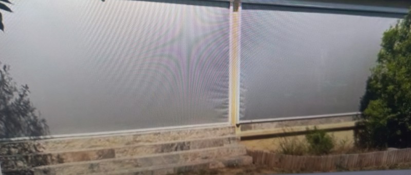 pose et installation d'un store banne motorisé solaire à Toulouse à côté de Perpignan