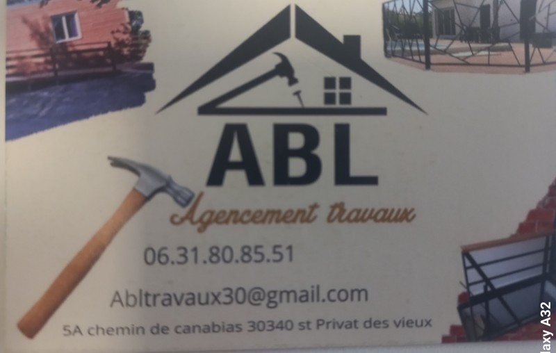 constructeur de maison à ossature bois pour projet de surélévation d'une villa à Alès proche d'Anduze