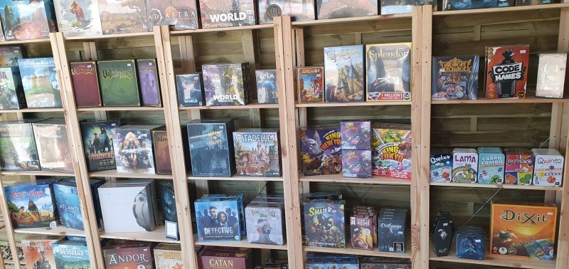 Où trouver un magasin de vente de jeux de société sur Avignon dans le 84