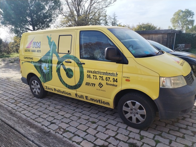 Randonnée moto avec guide dans la nature dans l'Hérault 34