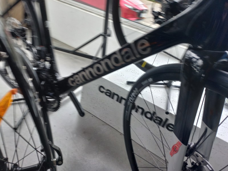 magasin de vélo et de cycles pour vtt cannondale à Nîmes proche de Sommières 0