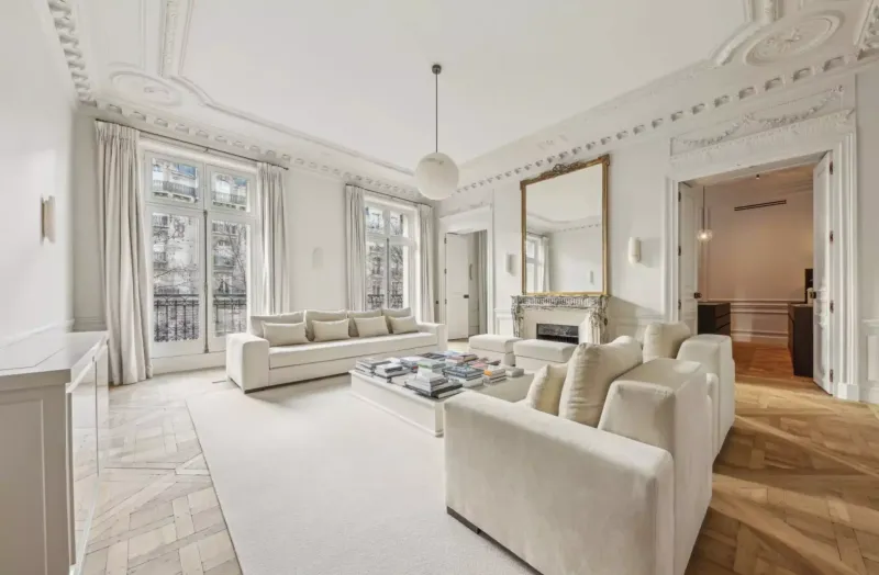 Vente Appartement d'exception 8 pièces à Paris dans le 8ème proche des Champs-Élysées