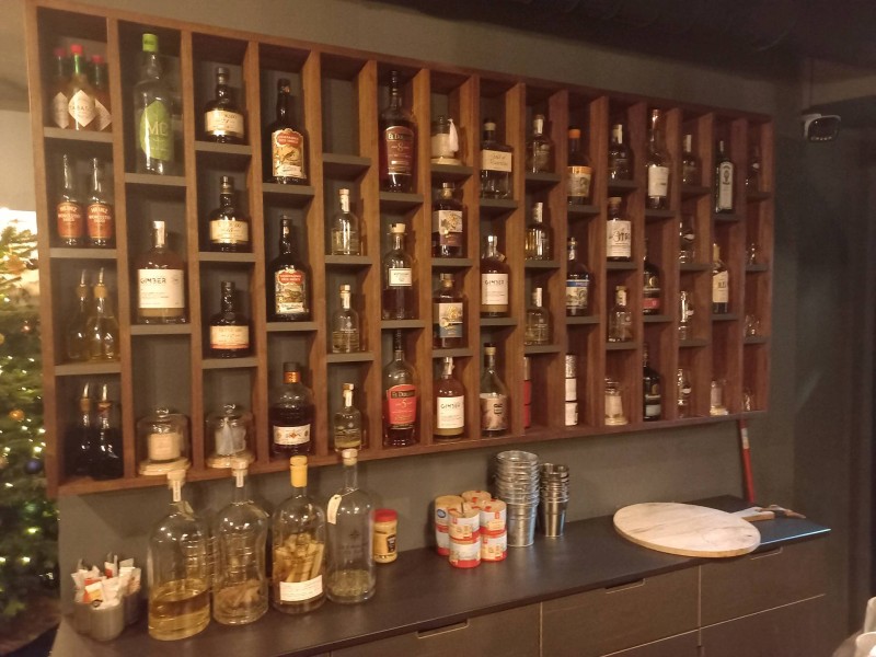 Où boire un cocktail ou un rhum dans un bar à rhum dans la Vaunage à côté de Nîmes