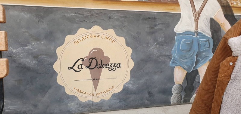 Food trucks dessert spécialisé glace pour un anniversaire à Nîmes dans le Gard