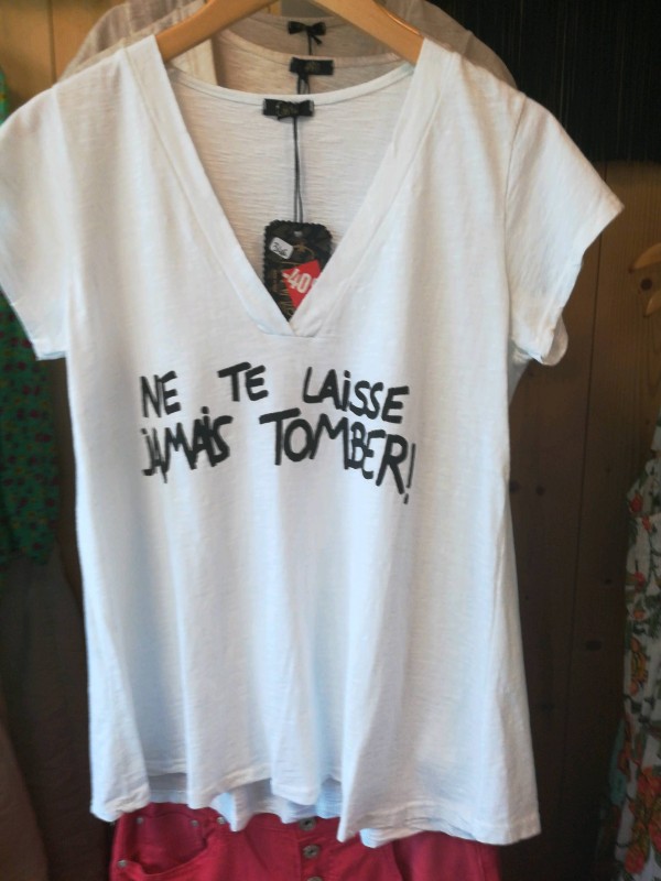 Où trouver un magasin de prêt-à-porter proposant la marque Chantal b à Nîmes dans le Gard