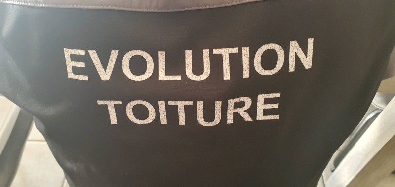 Réalisation d'une toiture en tuiles traditionnelles a Pézenas dans l'Hérault