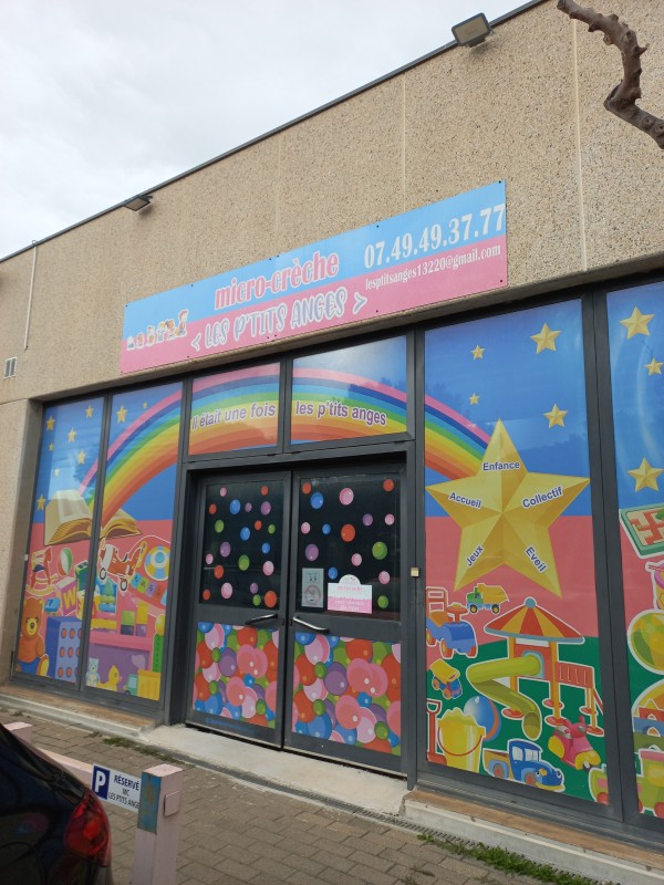 Micro crèche de proximité avec parking pour une garde d'enfant à la rentrée à chateauneuf les Martigues proche de Martigues