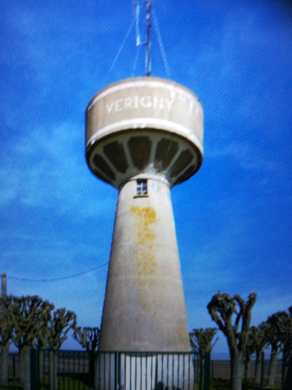 Nettoyage intégral et désinfection d'un château d'eau à Tholozan à côté de Nîmes