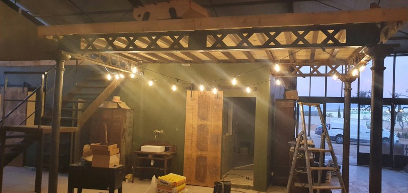 Où trouver un commerce de vente de produits locaux dans le Gard proche d Uzes