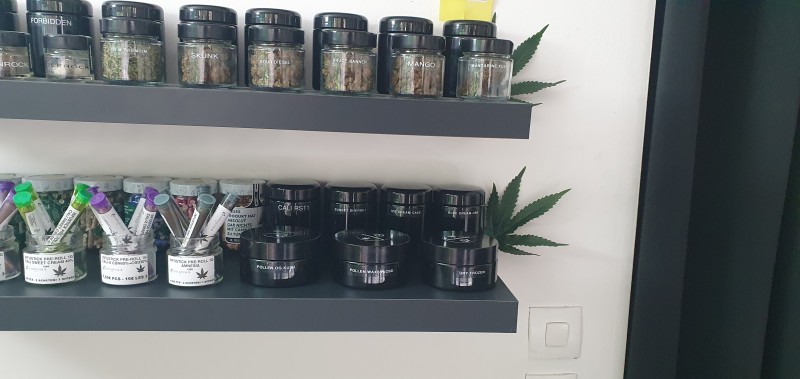 Acheté en ligne des produits de CBD France à Montpellier proche de Nîmes