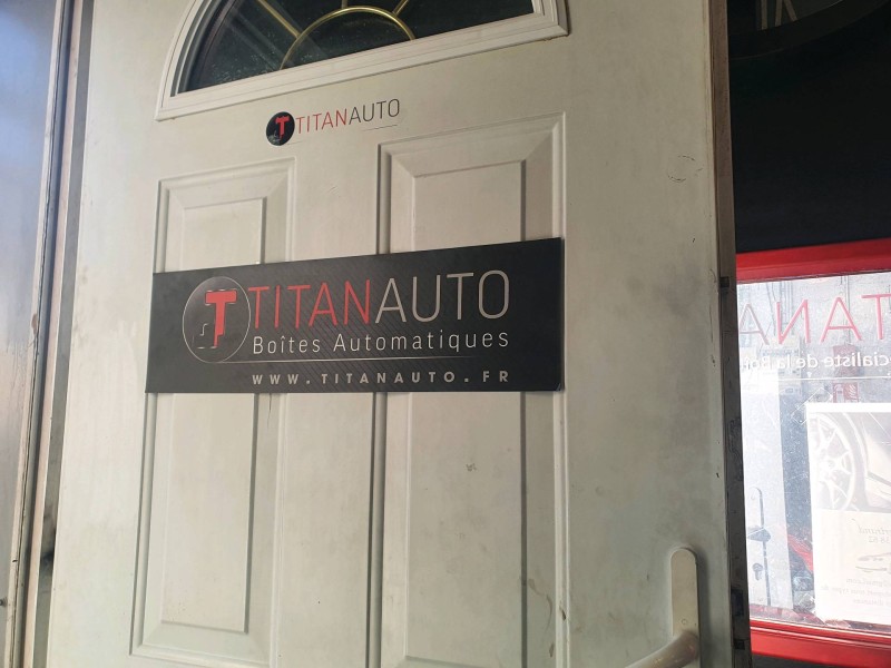 Garage pour faire une vidange de boîte automatique à Castries proche de montpellier