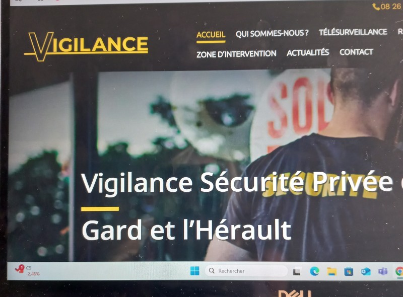 Ronde de nuit Effectue sur un parking  d'une grande surface. Latin proche de Montpellier