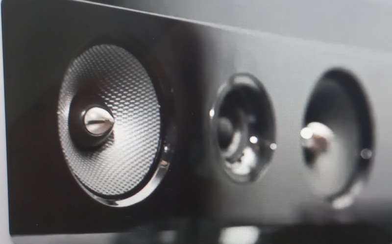 pose installation d'un home cinéma 5.1 avec videoprojecteur à Aix-en-Provence proche du Luberon