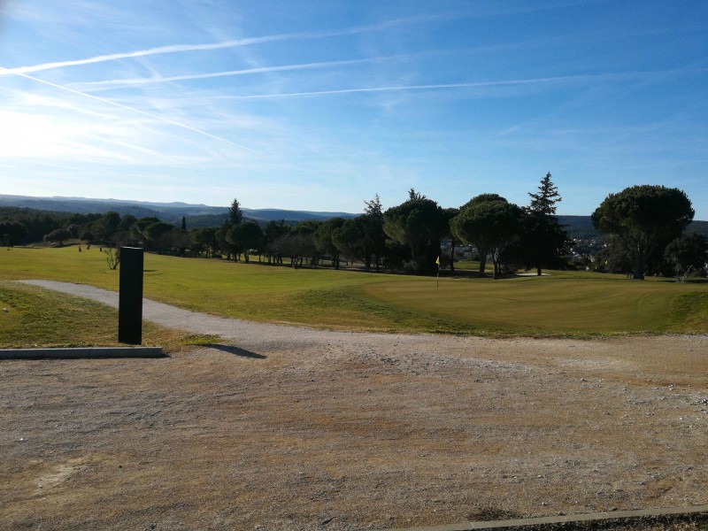 Où trouver un golf pour prendre des cours de golf sur Montpellier à côté de La Grande-Motte