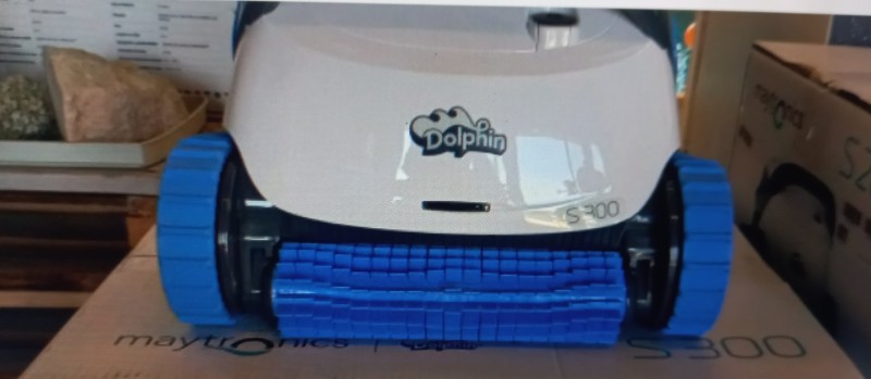 où faire réparer son robot pour le SAV de marque dolphin ou Zodiac sur Arles à côté de Beaucaire