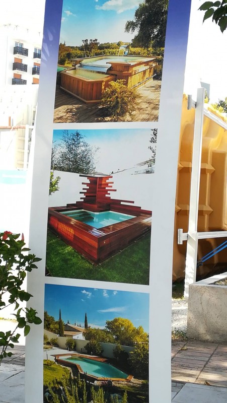 Construction d'une piscine sur mesure avec terrasse en bois originale et moderne sur Avignon