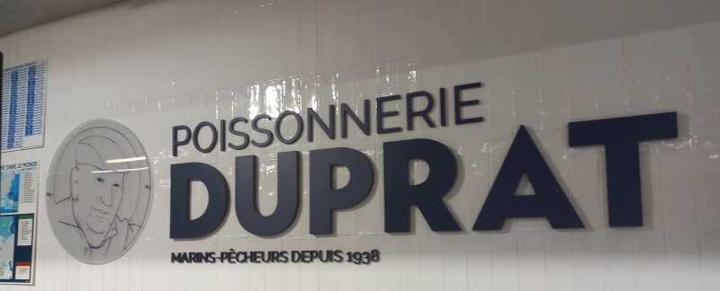 où trouver des oursins de Galice et des coquillages dans une poissonnerie à Nîmes
