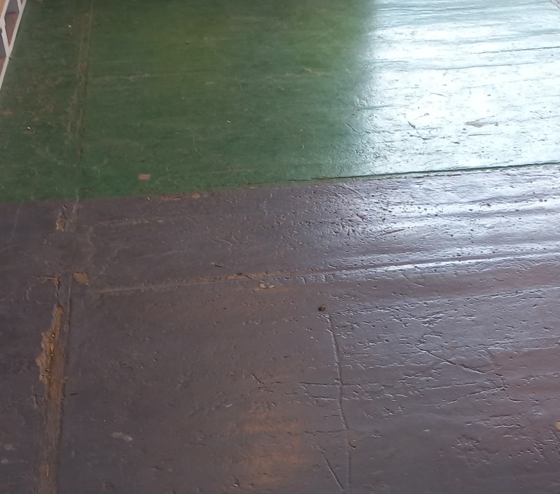 magasin de  peinture pour sol d'entrepôt à passage intensif à Nîmes proche de Marguerittes