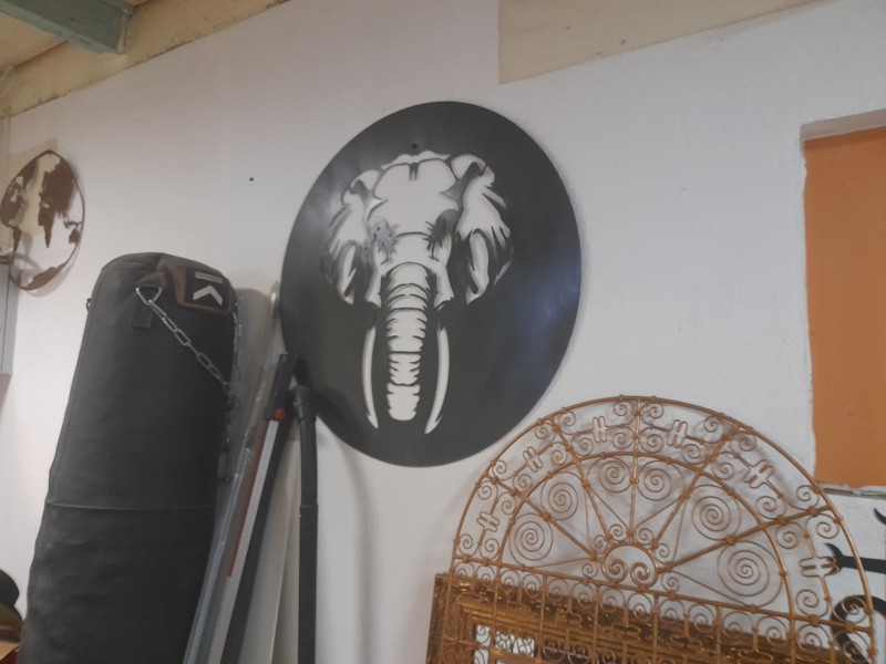 artisan ferronnier pour une création de pergola en fer forgé à Lunel proche de Montpellier