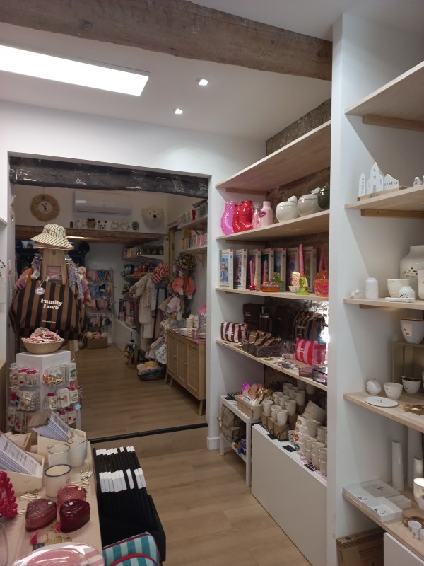 Ou trouver des accessoirs de mode pour enfants à Montagnac proche de Pezenas