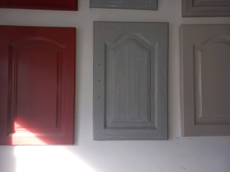 Où trouver un spécialiste pour la décoration intérieure le relooking sur mesure love staging est plus principalement la rénovation de meubles de cuisine à Mauguio proche de Montpellier dans l'Hérault 