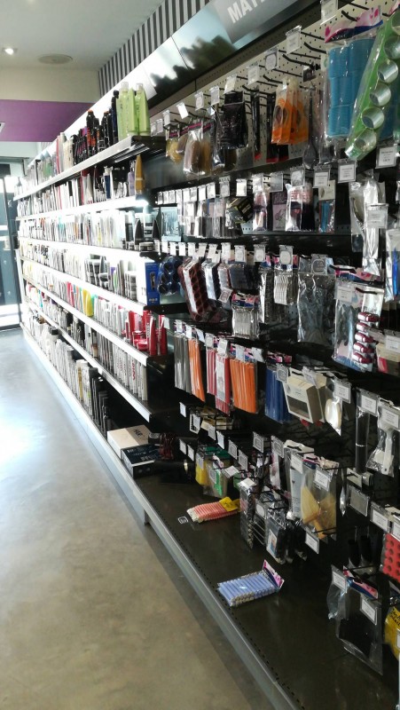 Magasin spécialisé en produit de coiffure professionnel en esthétique  Bouc Bel Air proche d'Aix-en-Provence Cosmétiques & Co