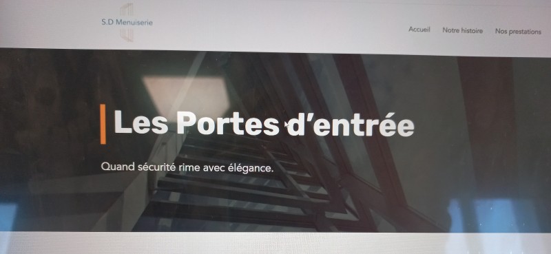 Pose de porte à gallandage en aluminium sur la commune de Pérols proche de Montpellier