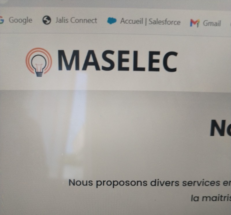 installation de tableau électrique neuf dans une villa à Saint-Yrieix proche de Montpellier dans l'Hérault.