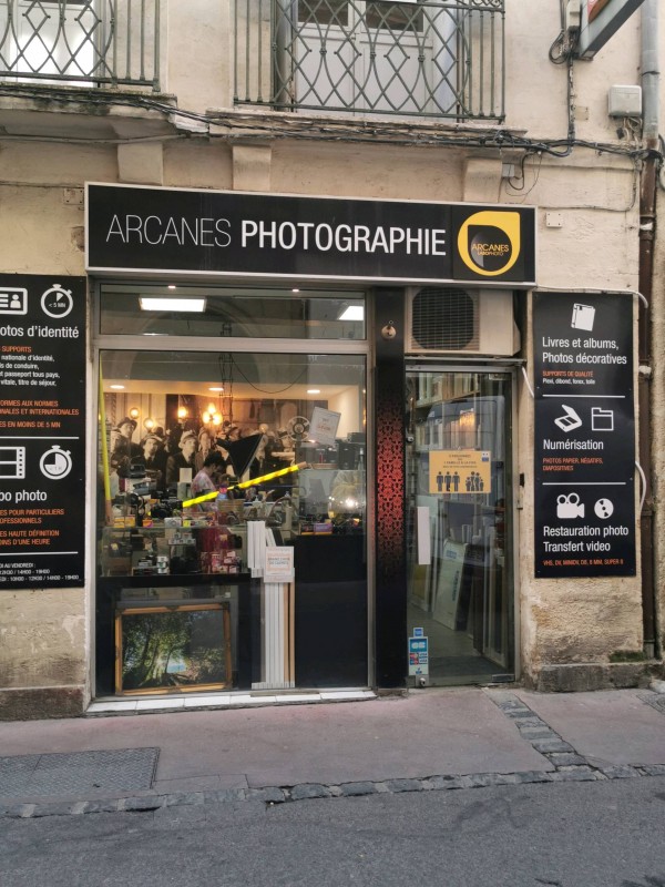 Trouver une boutique de photographe avec matériel pour les professionnels impression numérique et restauration en photo dans le centre ville de Montpellier