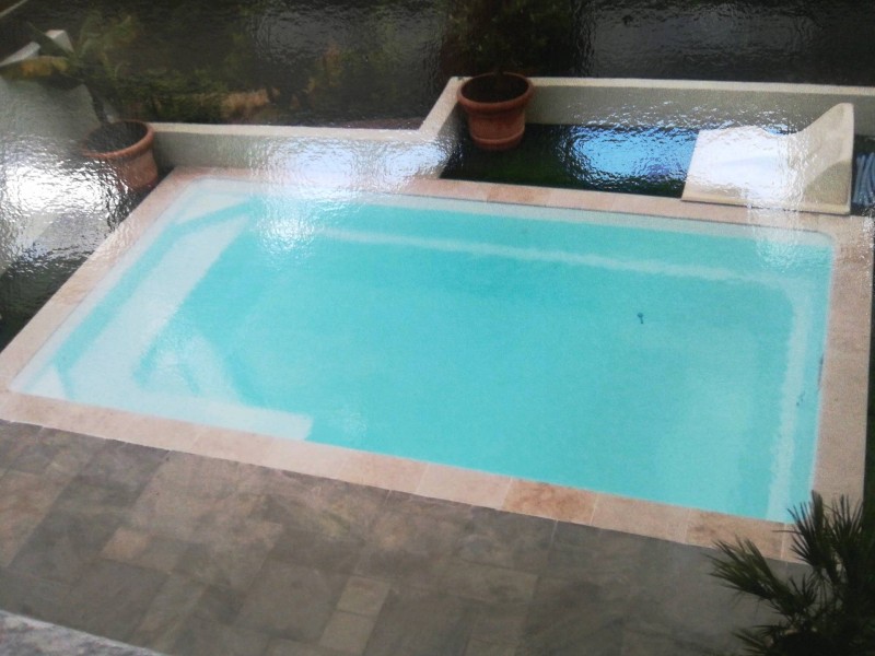 Réalisation d'une piscine coque petit bassin sur Aimargues à côté de Aigues-Mortes