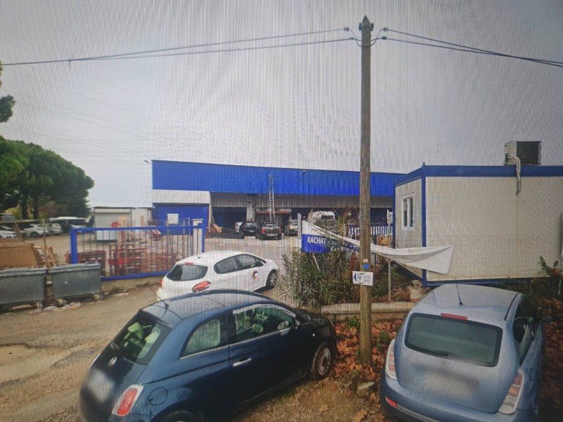 Où trouver concessionnaires automobiles à lattes a côté de Montpellier