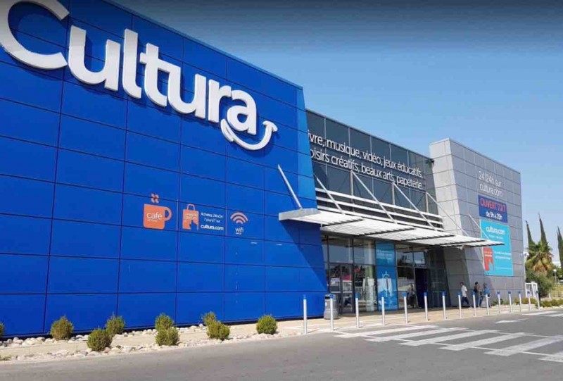 Livres , dvd , cd , accessoires pour loisir créatif zone de plan de campagne