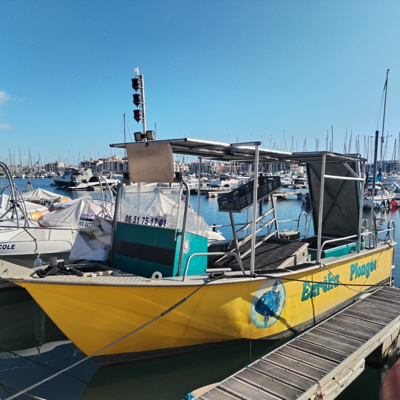 trouver centre de plongée pour baptême de plongée enfant au Cap d'Agde proche de Vias dans l'Hérault 

