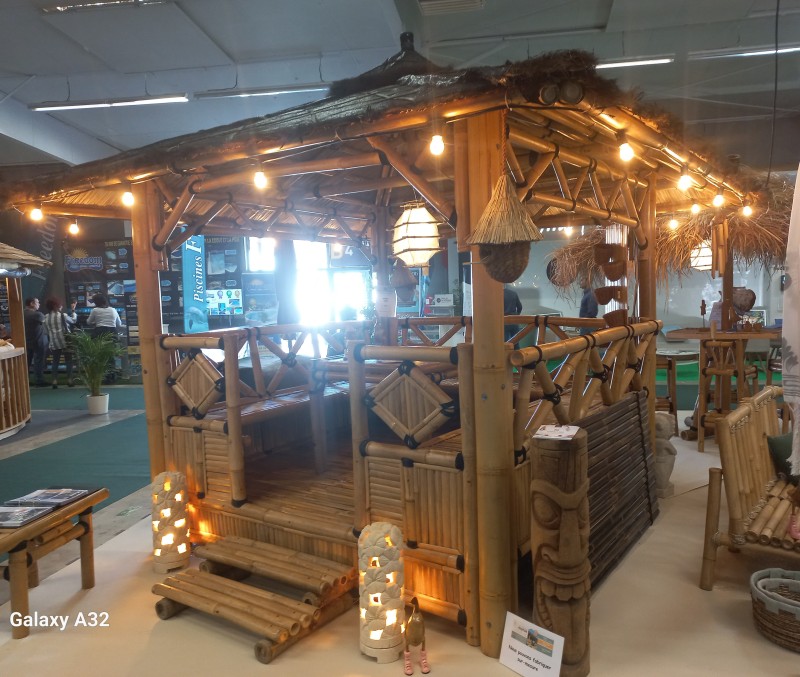 vente et installation de paillote et de gazébo en bambou sur Montpellier proche de Sète