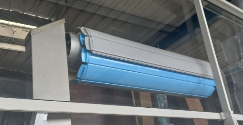 pose installation de volet piscine immergé sous plage à Nîmes proche d'uzès