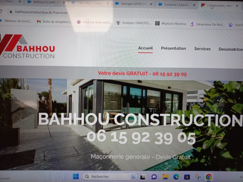 rénover une façade avec de l'enduit taloché sur Lattes dans l'Hérault 