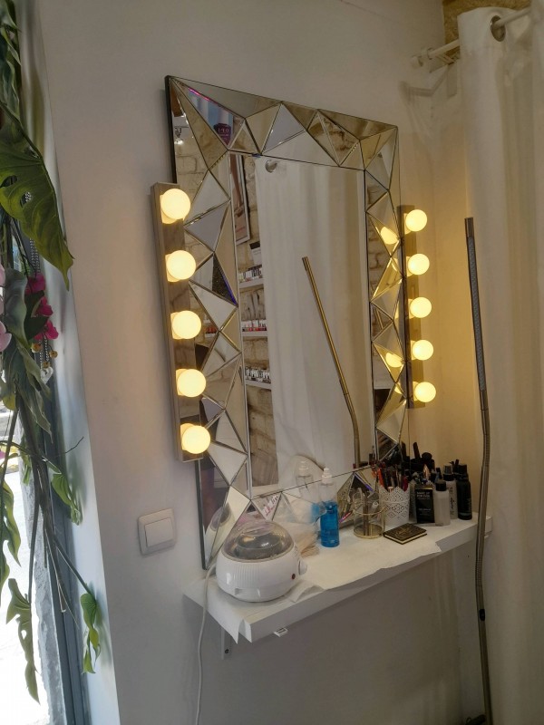 Vous recherchez un bar à ongles sur Montpellier proche de Castelnau-le-Lez