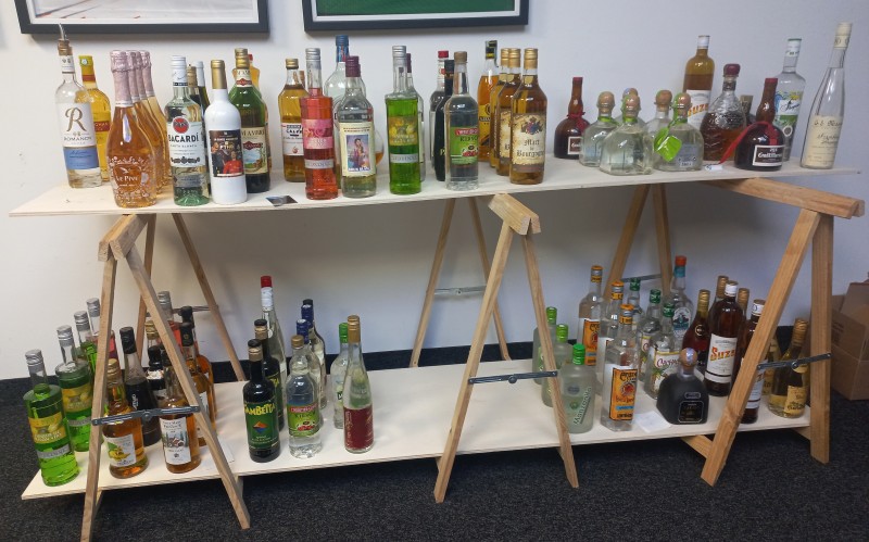 où trouver un traiteur pour organisation de mariage traiteur cocktail dinatoire sur Nîmes à côté d'Arles.