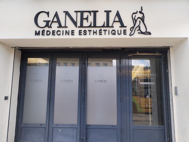 institut de médecine esthétique et chirurgie esthétique dans le centre ville de Sète Hérault 34