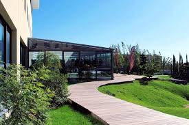 Où trouver un restaurant pour de la privatisation pour un baptême de 30 personnes assises à Marseille 15ème dans les Bouches-du-Rhône ?