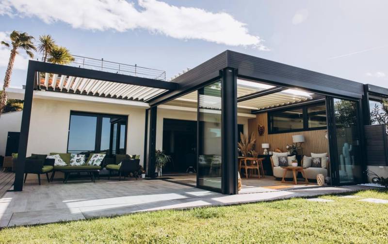 Installation d’une véranda sur-mesure à Lourmarin dans le Luberon